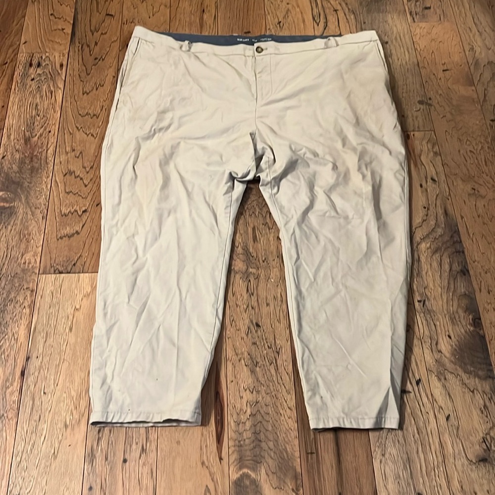 Gently used men’s khakis.
